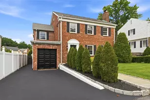 32 Huntington Dr, Yonkers, NY 10704 - Photo 3
