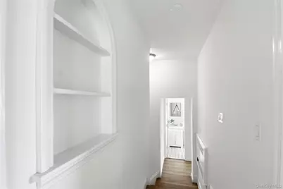 32 Huntington Drive, Yonkers, NY 10704 - Photo 37