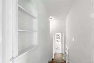 32 Huntington Dr, Yonkers, NY 10704 - Photo 37