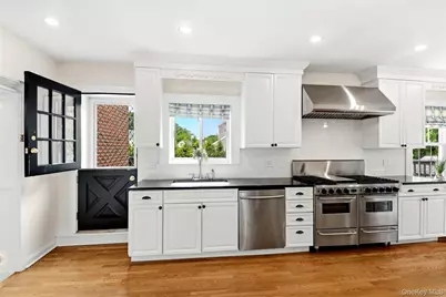 32 Huntington Drive, Yonkers, NY 10704 - Photo 15