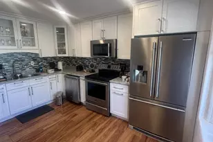 1 Hamlet Rd, Levittown, NY 11756 - Photo 7