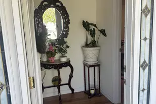 1 Hamlet Rd, Levittown, NY 11756 - Photo 3