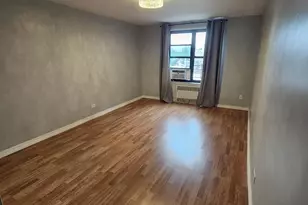 63-84 Saunders St, Rego Park, NY 11374 - Photo 17