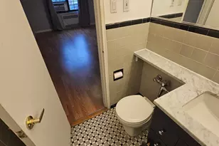 63-84 Saunders St, Rego Park, NY 11374 - Photo 27