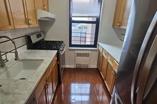 63-84 Saunders St, Rego Park, NY 11374 - Photo 15
