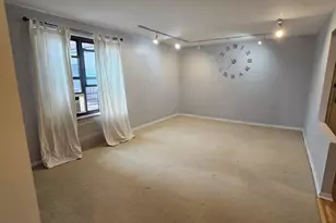 63-84 Saunders St, Rego Park, NY 11374 - Photo 5