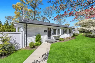 20 Garden Street, Nesconset, NY 11767 - Photo 3