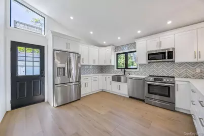 20 Garden Street, Nesconset, NY 11767 - Photo 11