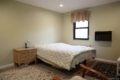 10 Terrace Circle #3B, Great Neck, NY 11021 - Photo 7