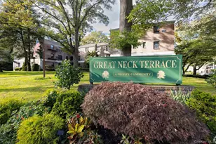 10 Terrace Cir, Great Neck, NY 11021 - Photo 1