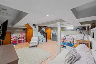 9 Ormond St, Rockville Centre, NY 11570 - Photo 31