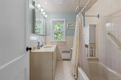 9 Ormond Street, Rockville Centre, NY 11570 - Photo 29