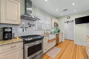 9 Ormond St, Rockville Centre, NY 11570 - Photo 17