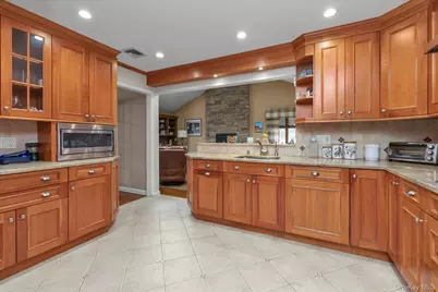 37 Rose Lane, East Rockaway, NY 11518 - Photo 7