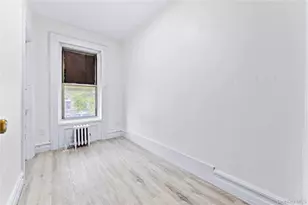 526 W 175th St, New York, NY 10033 - Photo 15