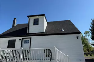 7 E Lakeland St, Bay Shore, NY 11706 - Photo 21