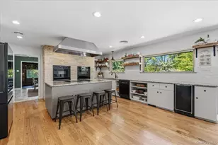 55 Rolling Hill Ln, Old Westbury, NY 11568 - Photo 11