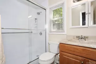 8 Church Ln, Valley Cottage, NY 10989 - Photo 13
