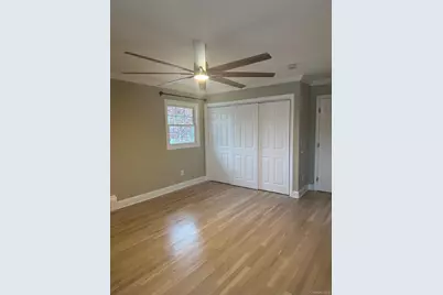 59 Dover Street, Lindenhurst, NY 11757 - Photo 9