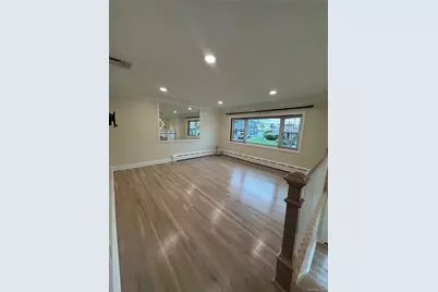 59 Dover Street, Lindenhurst, NY 11757 - Photo 5