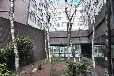 77 Bleecker Street #105, New York, NY 10012 - Photo 27