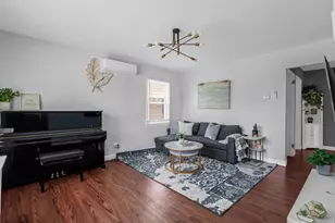 35 79th Ave, New Hyde Park, NY 11040 - Photo 3