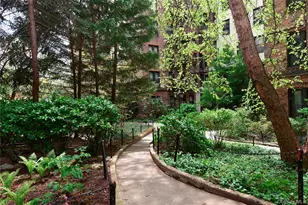 762 Brady Ave, Bronx, NY 10462 - Photo 3