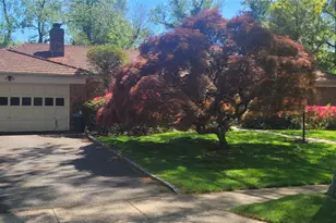 15 Somerset Dr S, Great Neck, NY 11020 - Photo 3