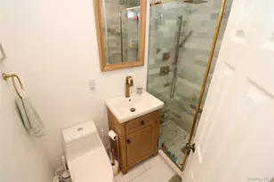 570 Broadway, Lynbrook, NY 11563 - Photo 5