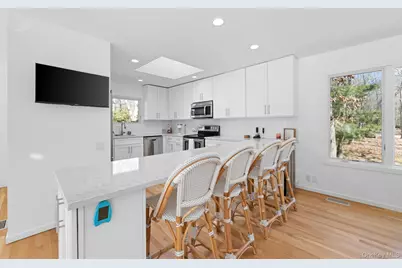 35 Ely Brook Road, East Hampton, NY 11937 - Photo 19