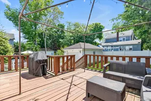 1051 Roselle Pl, Woodmere, NY 11598 - Photo 15
