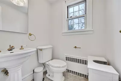 105 Everit Avenue, Hewlett, NY 11557 - Photo 35