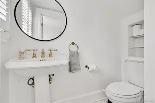105 Everit Ave, Hewlett, NY 11557 - Photo 31