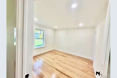 219 Mile Square Road, Yonkers, NY 10701 - Photo 13