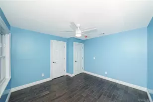 136 Magnolia Dr, Mastic Beach, NY 11951 - Photo 5