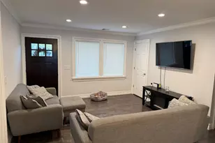 136 Magnolia Dr, Mastic Beach, NY 11951 - Photo 13