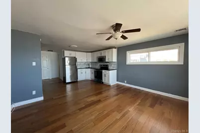 14 Bayville Avenue #5, Bayville, NY 11709 - Photo 5
