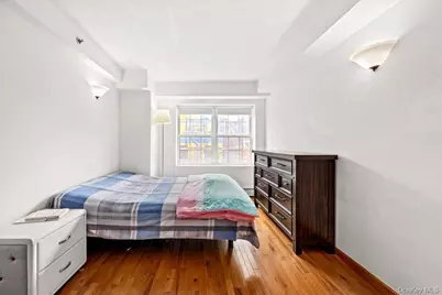 3519 Leavitt Street #4B, Flushing, NY 11354 - Photo 11