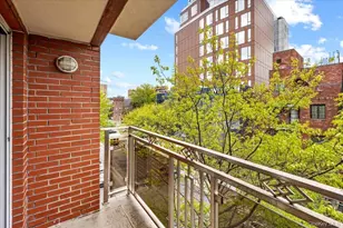 35-19 Leavitt St, Flushing, NY 11354 - Photo 7