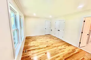 219 Second Floor Mile Square Rd, Yonkers, NY 10701 - Photo 11