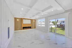 1630 Salem Rd, Valley Stream, NY 11580 - Photo 15