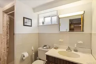 14-85 166th St, Whitestone, NY 11357 - Photo 25