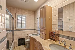14-85 166th St, Whitestone, NY 11357 - Photo 19