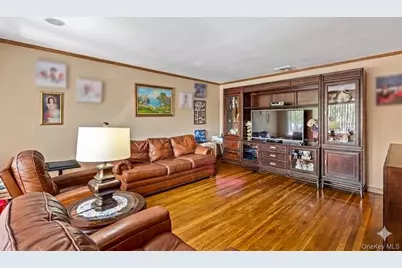 1485 166th Street, Whitestone, NY 11357 - Photo 3