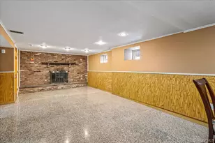 14-85 166th St, Whitestone, NY 11357 - Photo 23