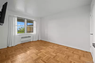 4555 Henry Hudson Parkway #A908, Bronx, NY 10471 - Photo 11
