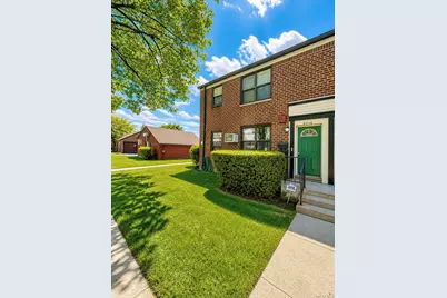 6712 197 Street #1, Fresh Meadows, NY 11365 - Photo 9