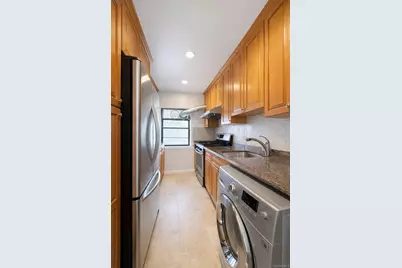 6712 197 Street #1, Fresh Meadows, NY 11365 - Photo 5