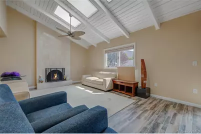 3935 Sally Lane, Oceanside, NY 11572 - Photo 9