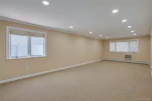 3935 Sally Ln, Oceanside, NY 11572 - Photo 5